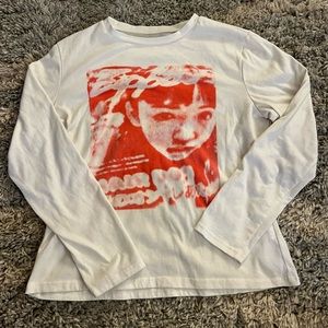 Long sleeve graphic tee